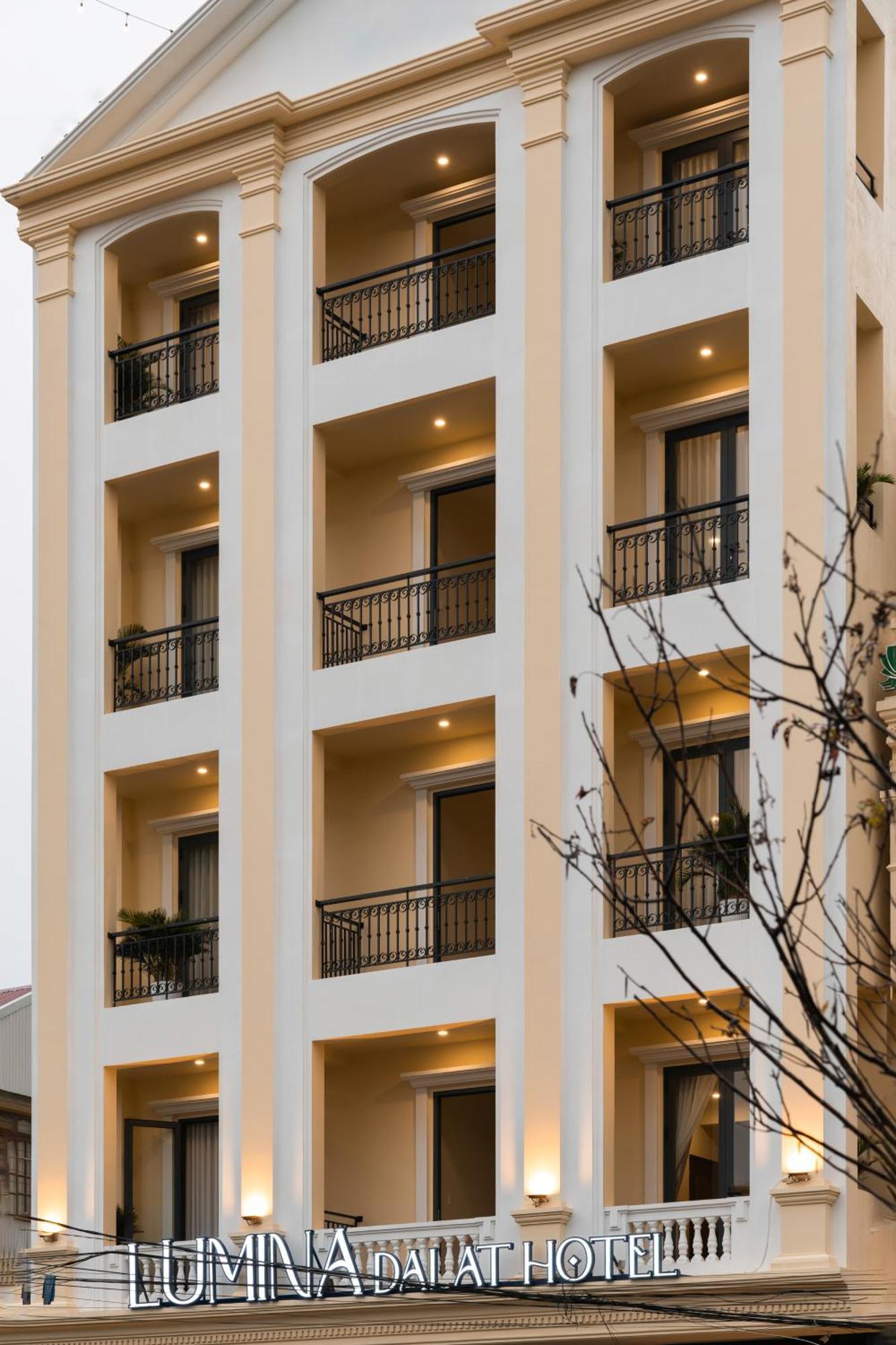 Lumina Hotel Da Lat Central Exterior photo